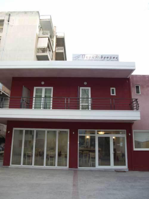 Περίδρομος Ξενοδοχείο Λειβαδιά Εξωτερικό φωτογραφία